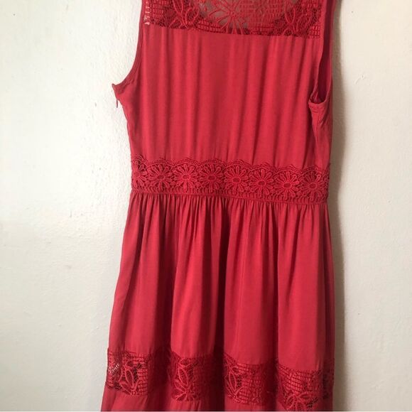 LC Lauren Conrad red sleeveless knee length lace dress - Picture 8 of 10